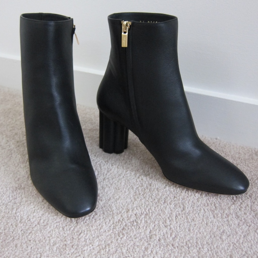 Salvatore Ferragamo Molfetta  Flower 3" Heel Boot